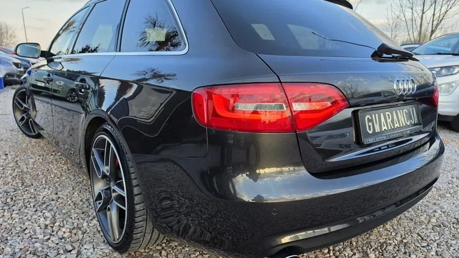 AUDI A4 -
