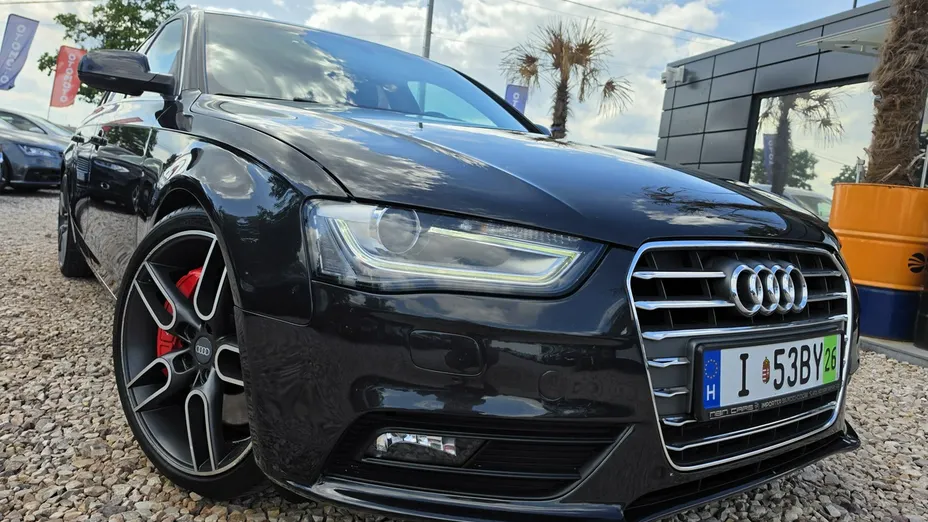 AUDI A4 -