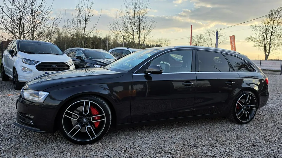 AUDI A4 -