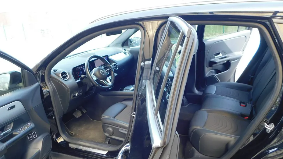 MERCEDES-BENZ GLA -