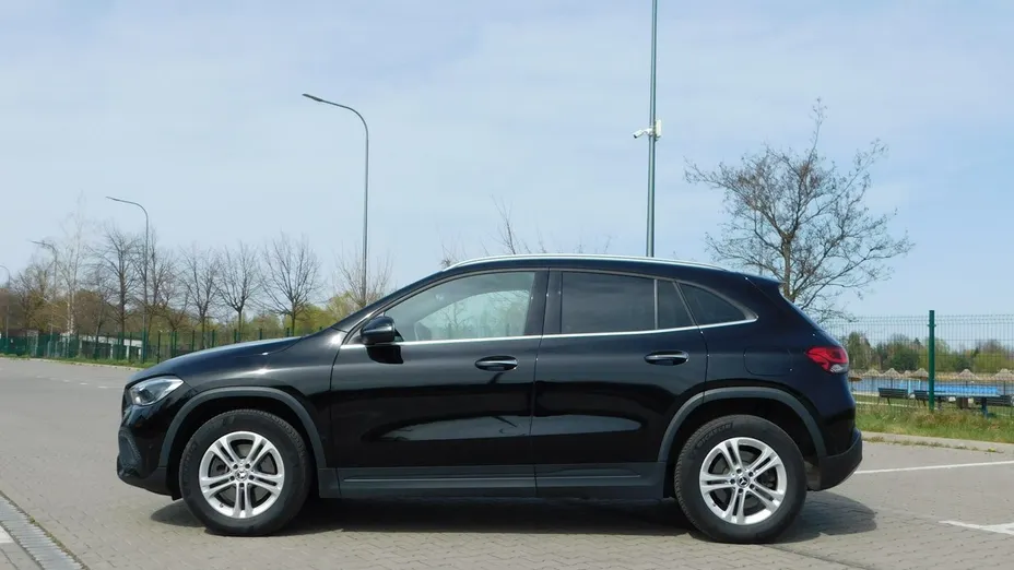 MERCEDES-BENZ GLA -