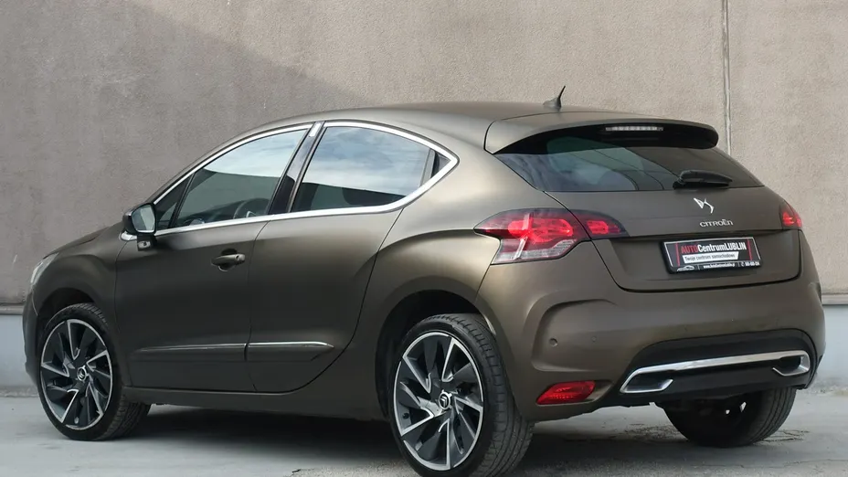CITROEN DS4 -