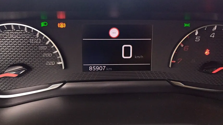 PEUGEOT 2008 -