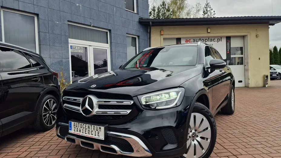 MERCEDES-BENZ GLC -