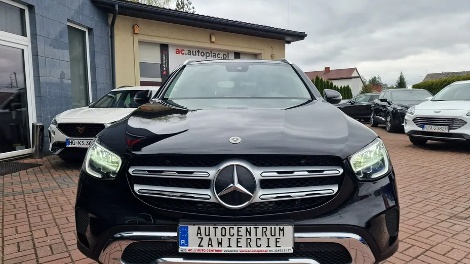 MERCEDES-BENZ GLC -