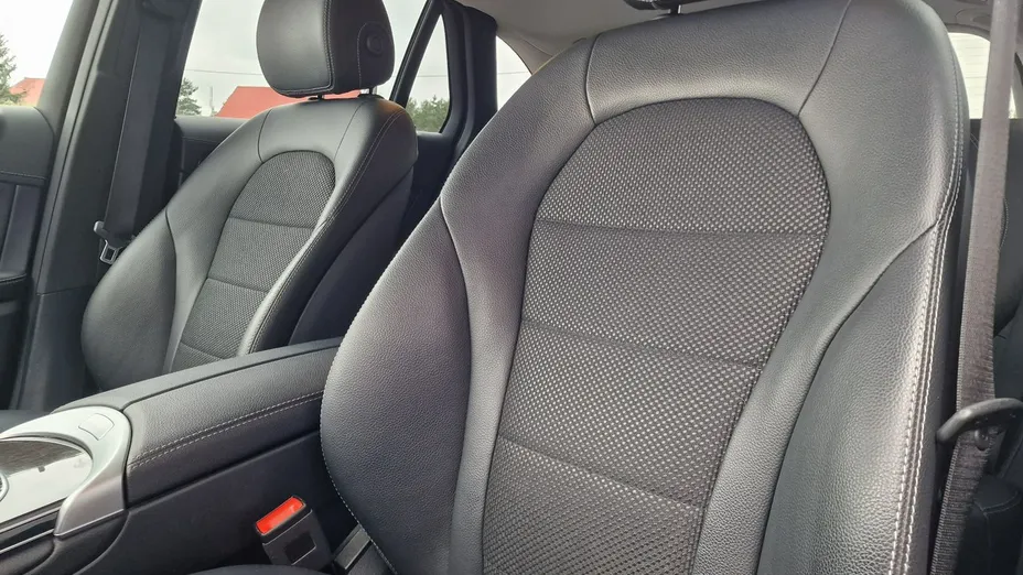 MERCEDES-BENZ GLC -