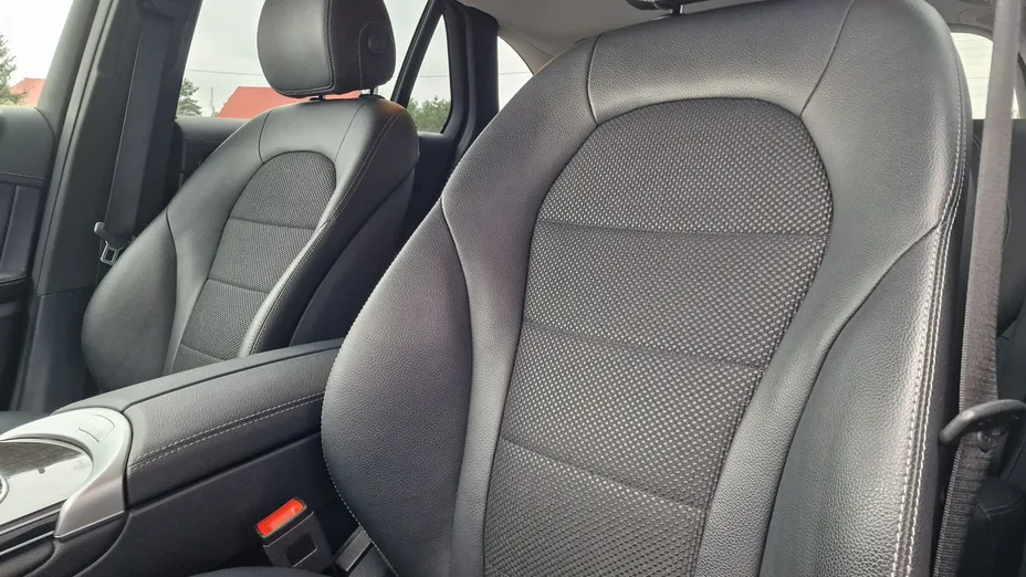 MERCEDES-BENZ GLC -
