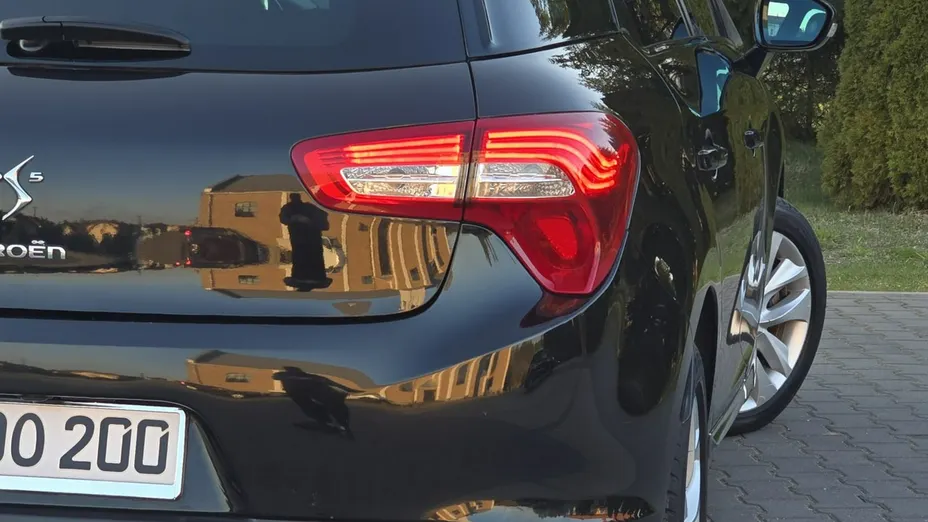 CITROEN DS5 -