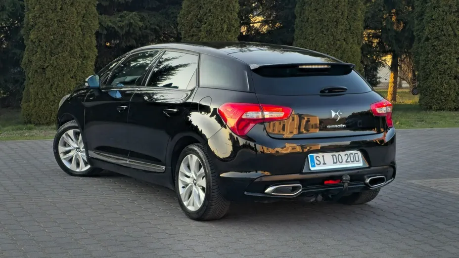CITROEN DS5 -