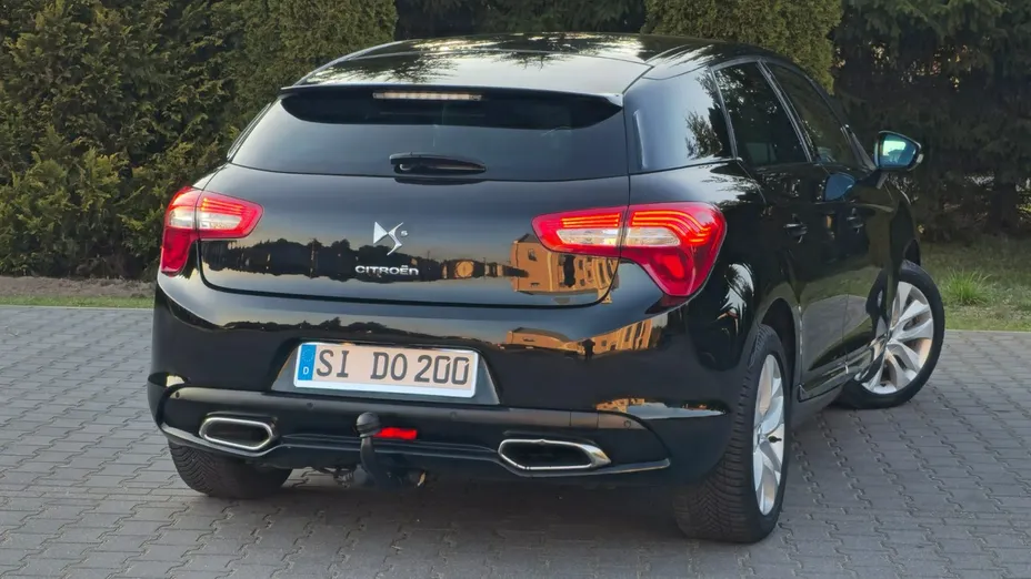 CITROEN DS5 -
