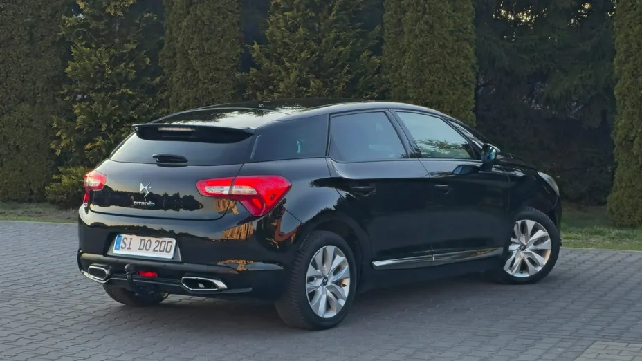 CITROEN DS5 -