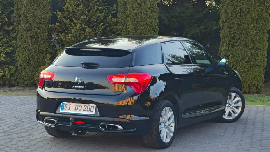 CITROEN DS5 -