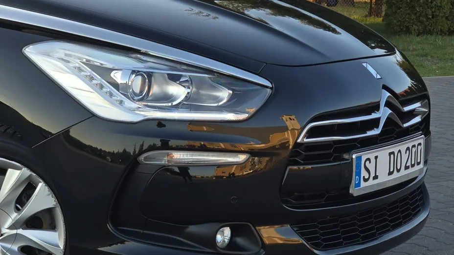 CITROEN DS5 -
