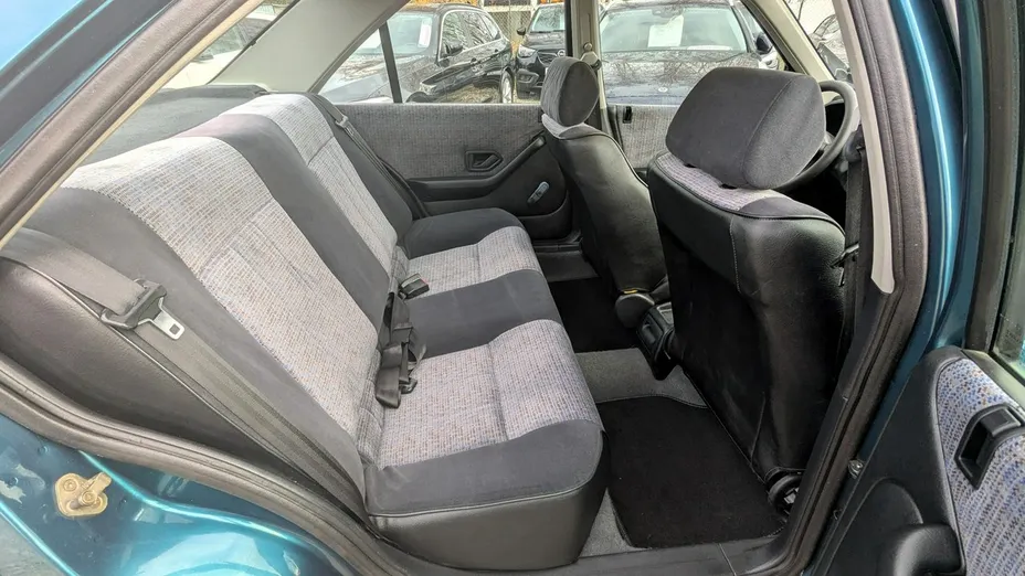 PEUGEOT 405 -