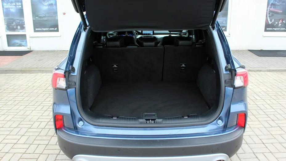 FORD Kuga -
