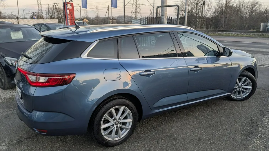 RENAULT Megane -