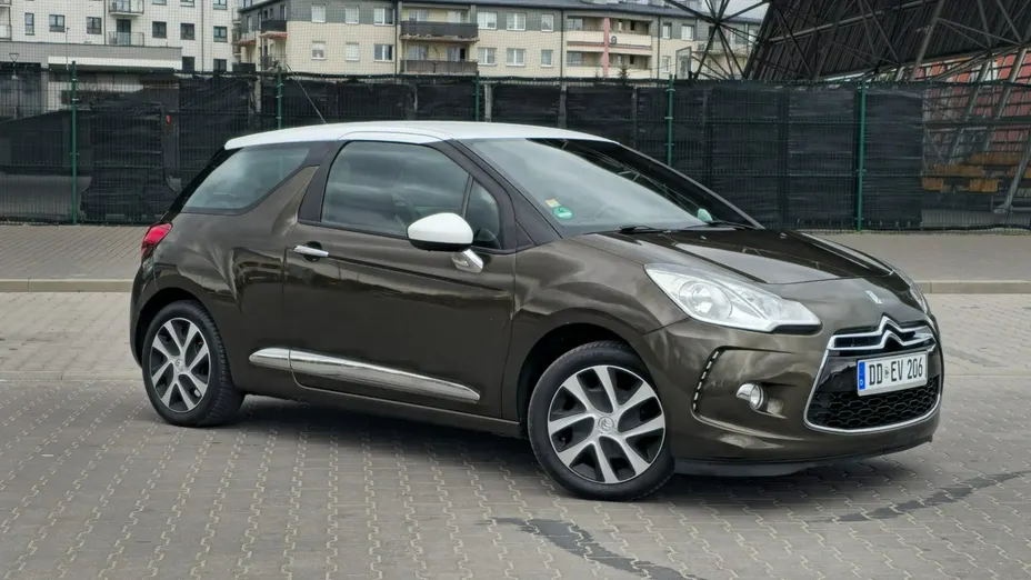 CITROEN DS3 -