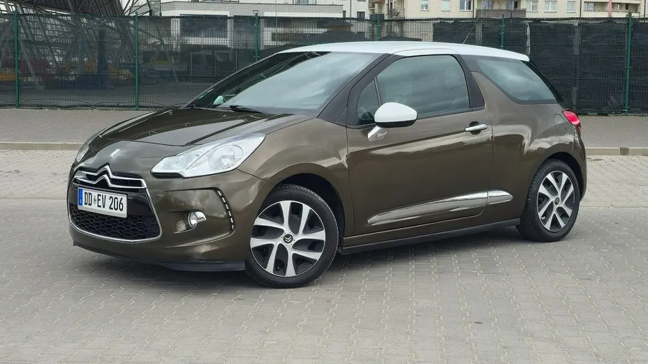 CITROEN DS3 -
