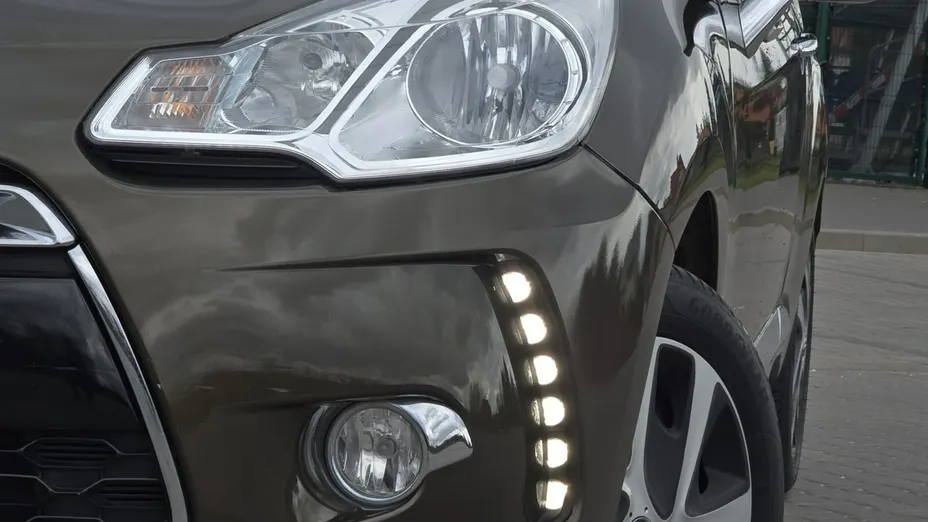 CITROEN DS3 -