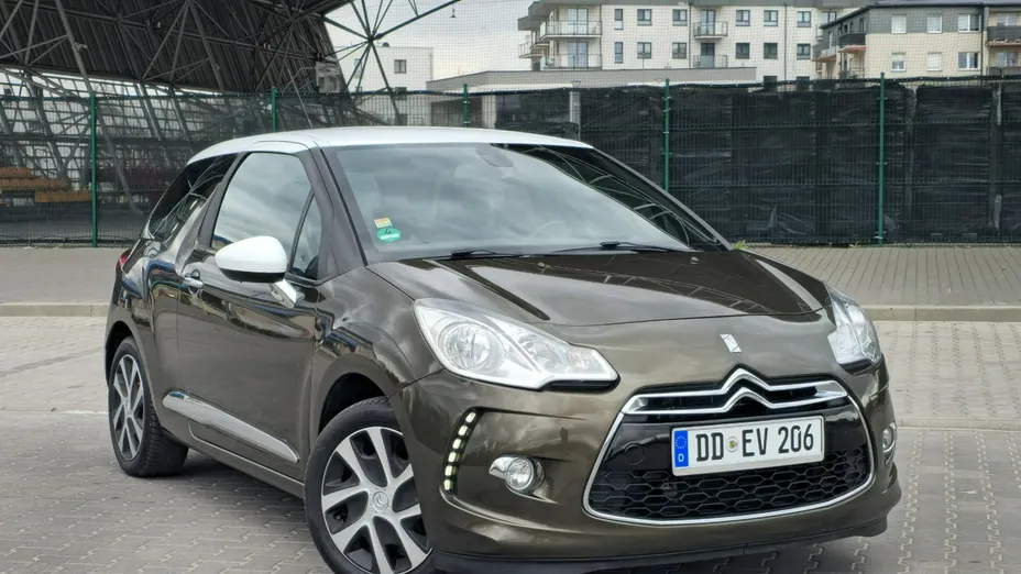 CITROEN DS3 -