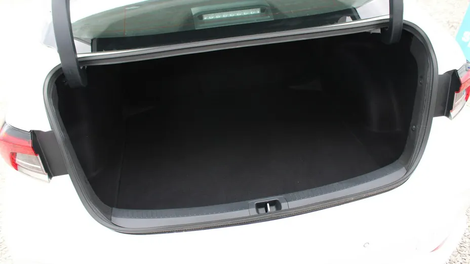 TOYOTA Corolla -