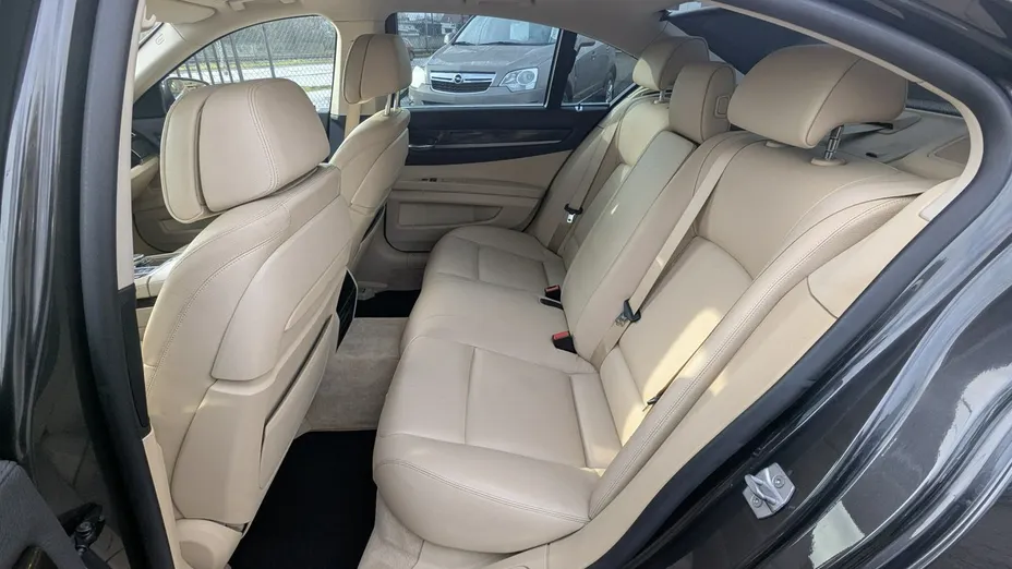 BMW Seria 7 -