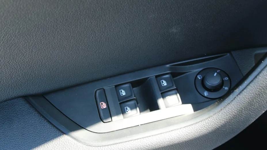 SKODA Superb -