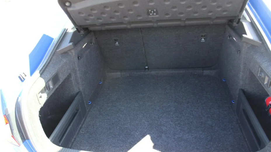 SKODA Superb -