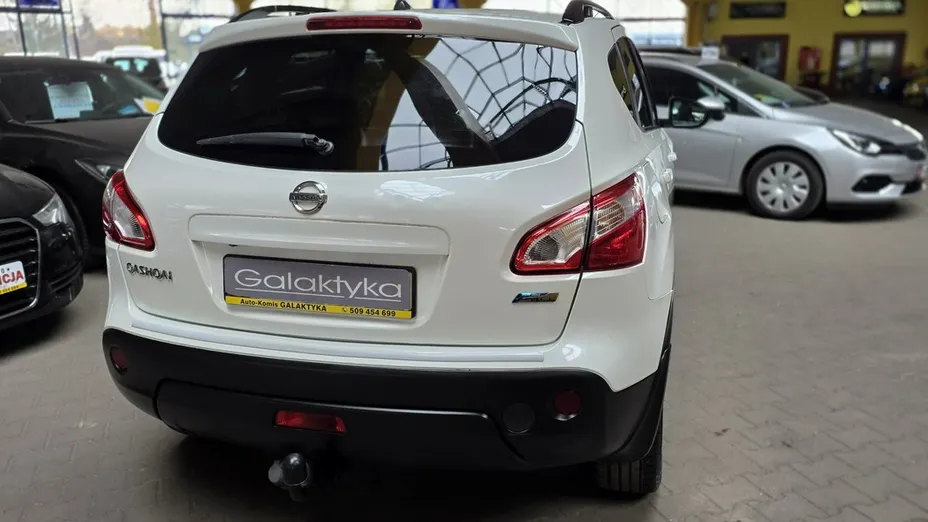 NISSAN Qashqai -