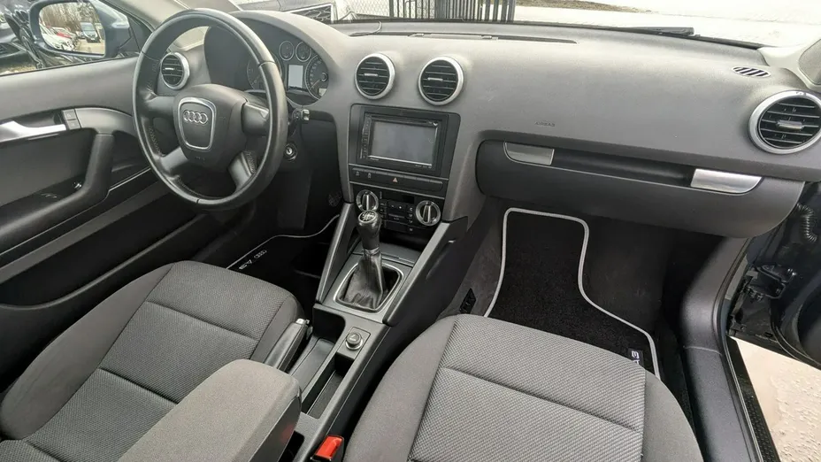 AUDI A3 -