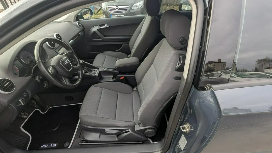 AUDI A3 -