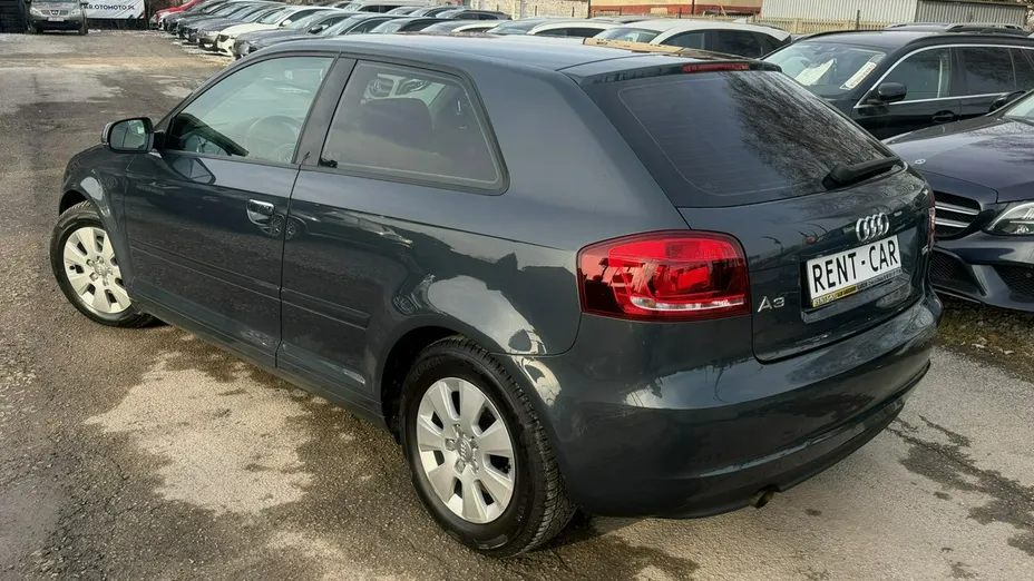 AUDI A3 -