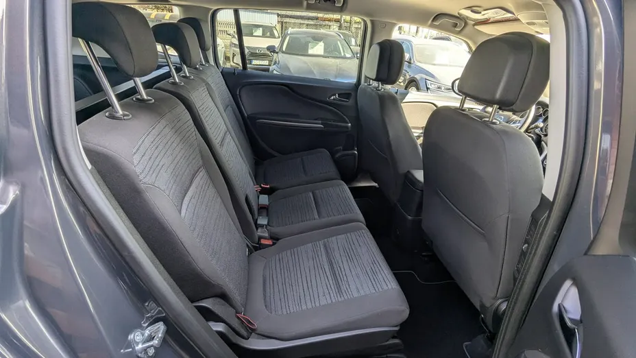 OPEL Zafira -