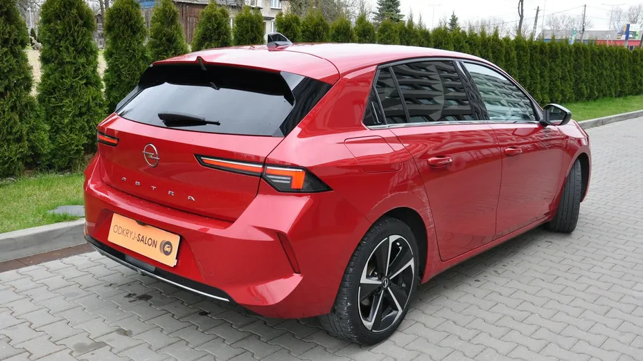 OPEL Astra -