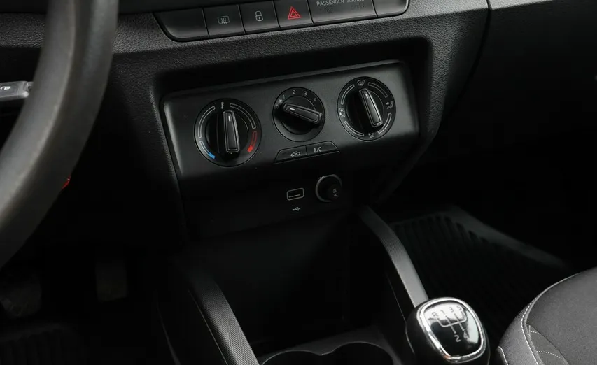 SKODA Fabia -