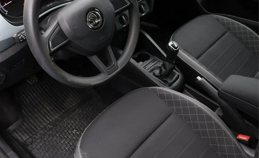 SKODA Fabia -
