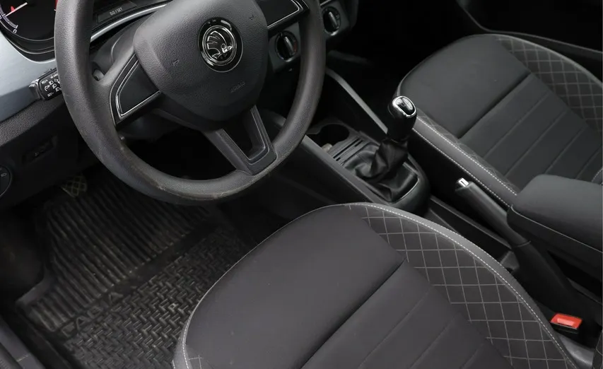SKODA Fabia -