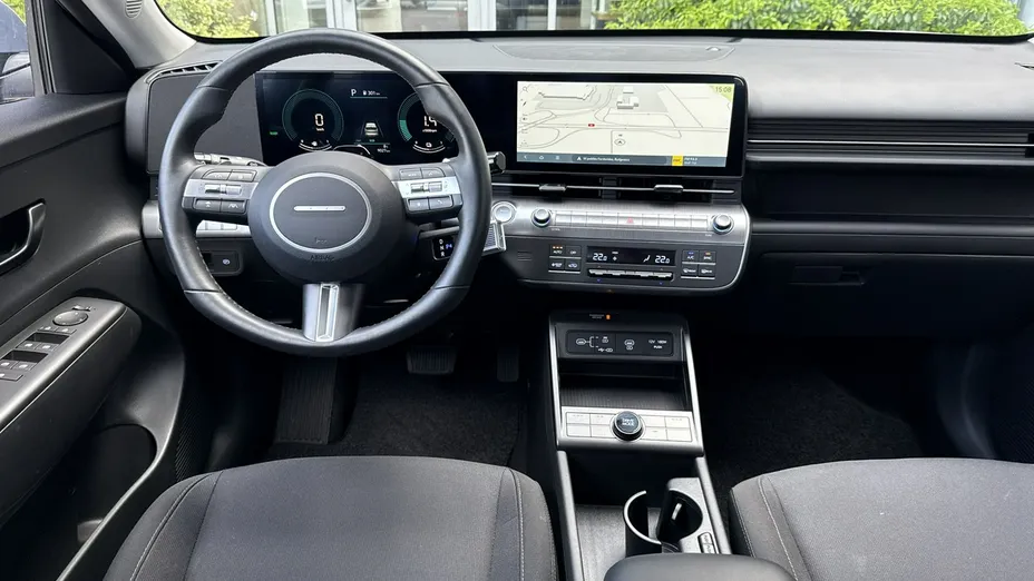 HYUNDAI Kona -