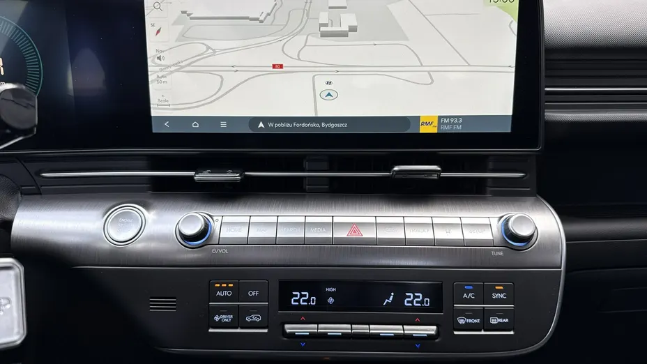 HYUNDAI Kona -