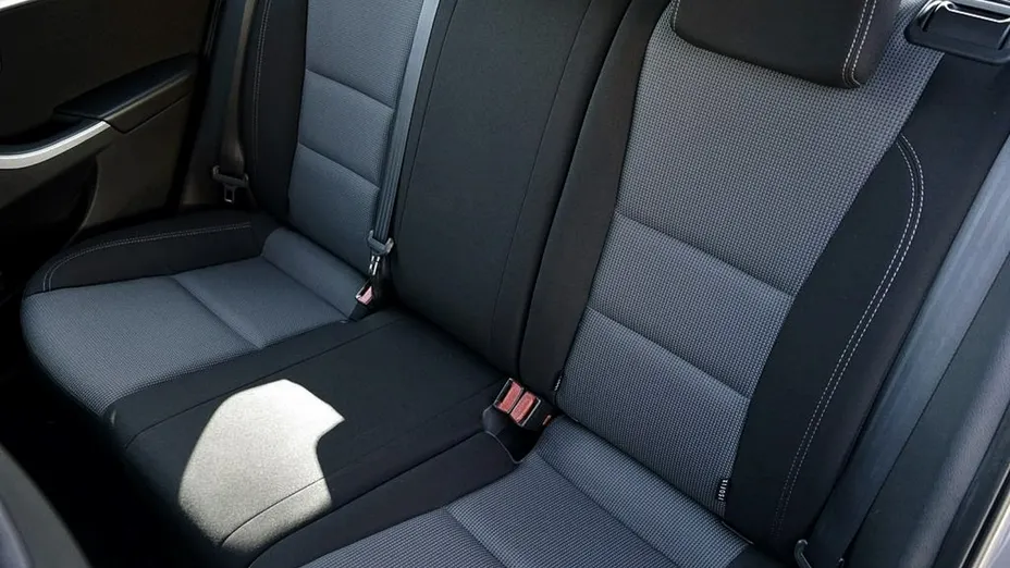 HYUNDAI i30 -