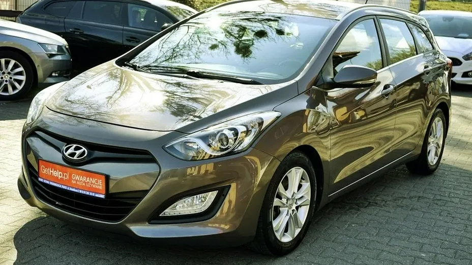 HYUNDAI i30 -