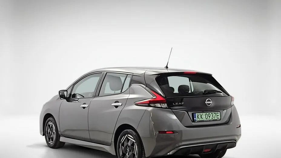 NISSAN Leaf -