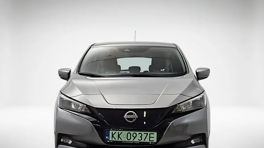 NISSAN Leaf -