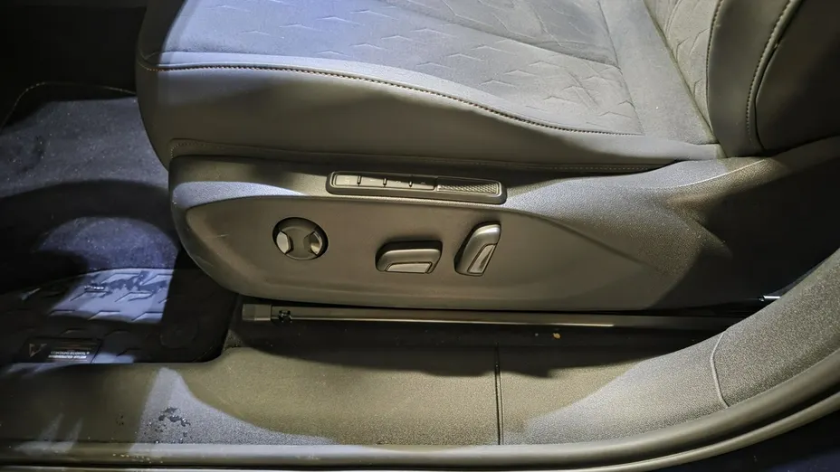 CUPRA Terramar -