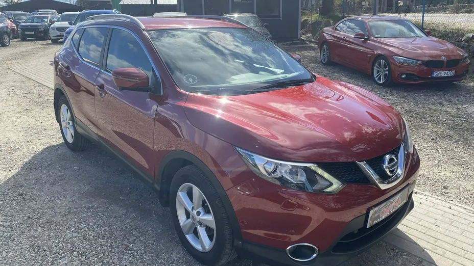 NISSAN Qashqai -
