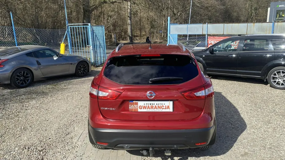 NISSAN Qashqai -