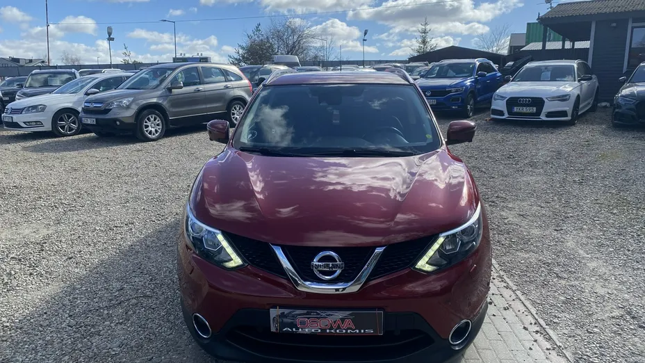 NISSAN Qashqai -