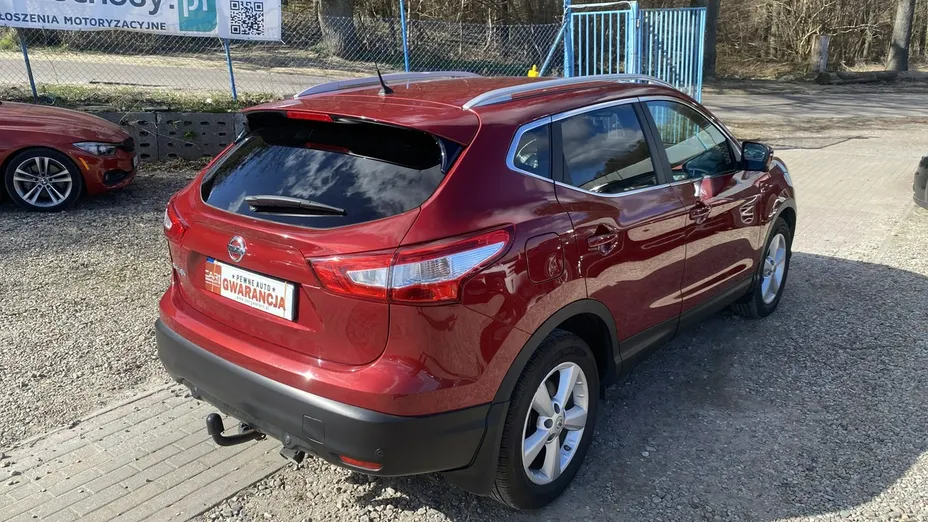NISSAN Qashqai -