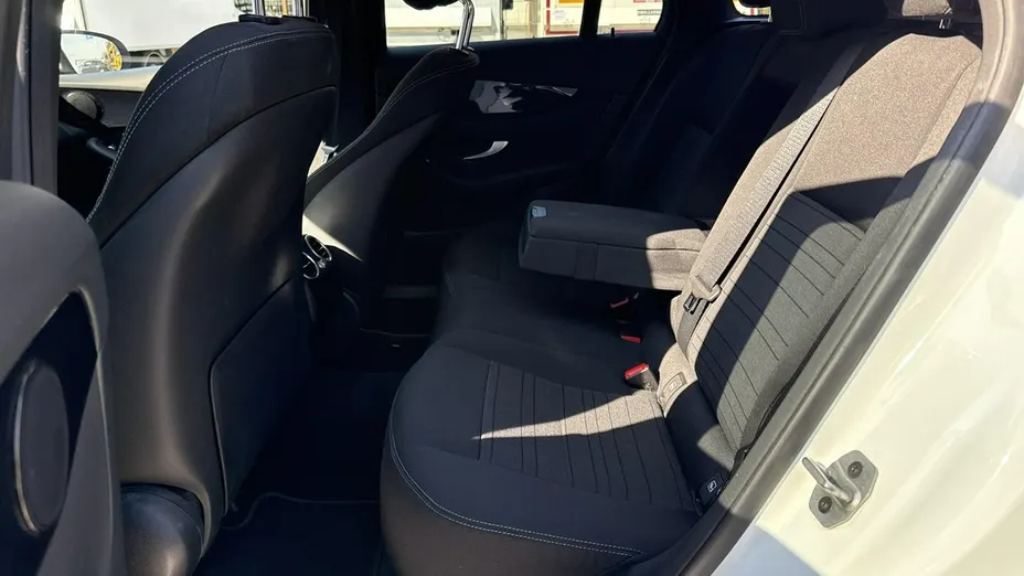 MERCEDES-BENZ GLC -
