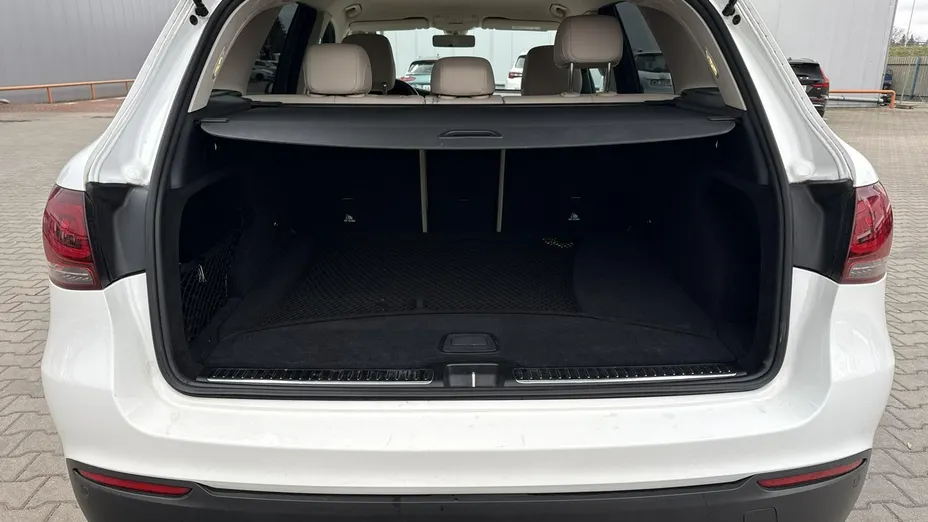 MERCEDES-BENZ GLC -